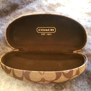 🎁FREE💥COACH Logo HARD Case (no sunglasses)